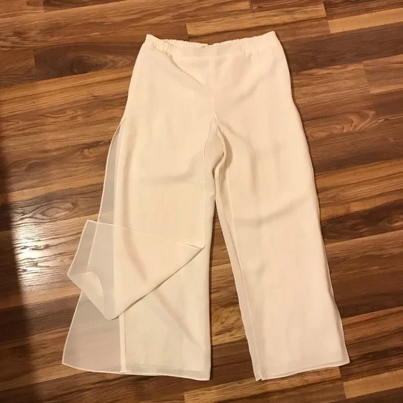 Elegant pants suit - Picture 4 of 5